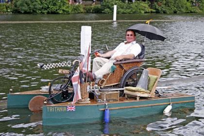 Bathchair_boat.jpg