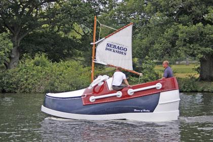 Shoe_yacht.jpg